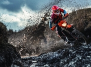 开云足球直播-南美雄鹰展翅，欧洲中场主宰—秘鲁的坚韧与罗德里的艺术