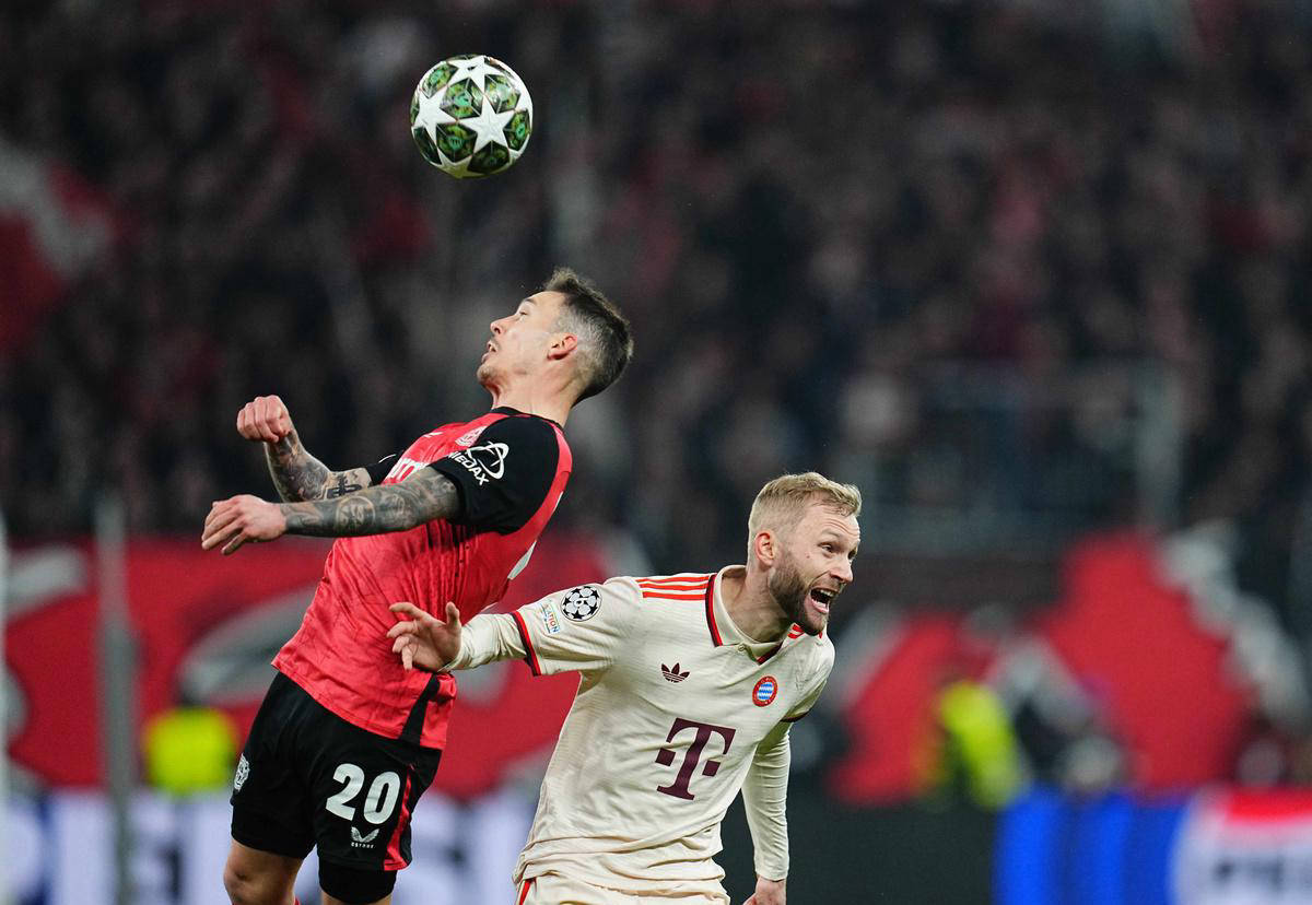 勒沃库森球队遭遇连败，球迷质疑主帅战术的简单介绍