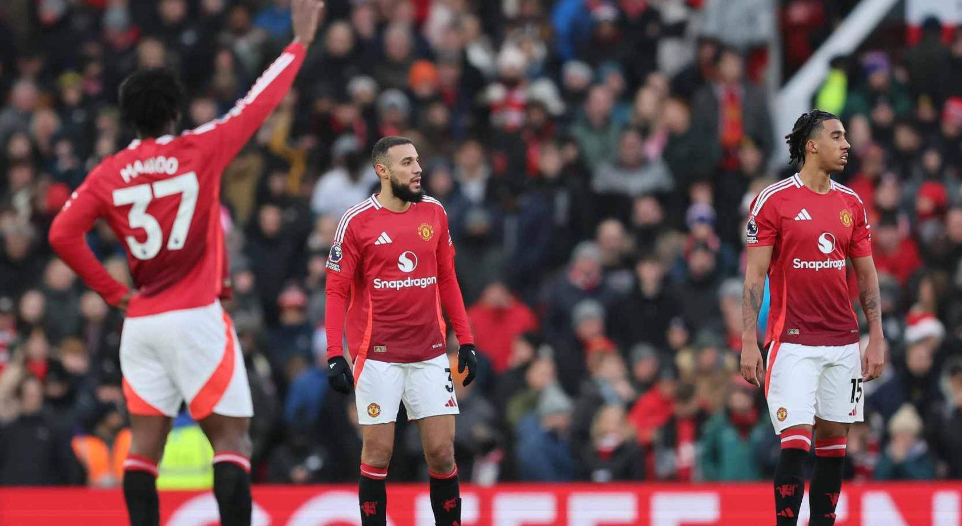 包含利物浦客场惨败沃特福德,领跑优势缩小再度巨震的词条 包含利物浦客场惨败沃特福德,领跑优势缩小再度巨震的词条