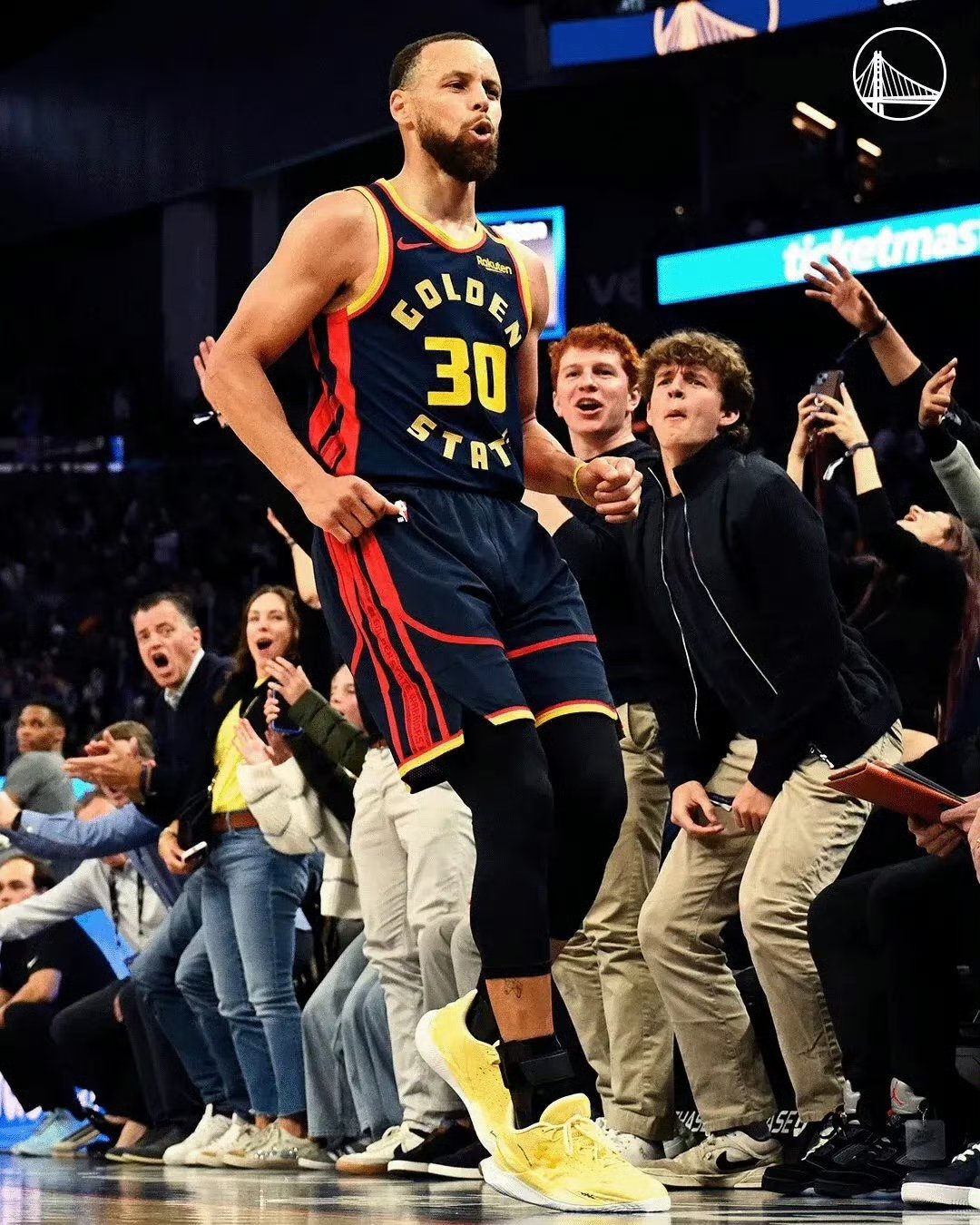 勇士队主帅调整战术，全队激情迎战的简单介绍