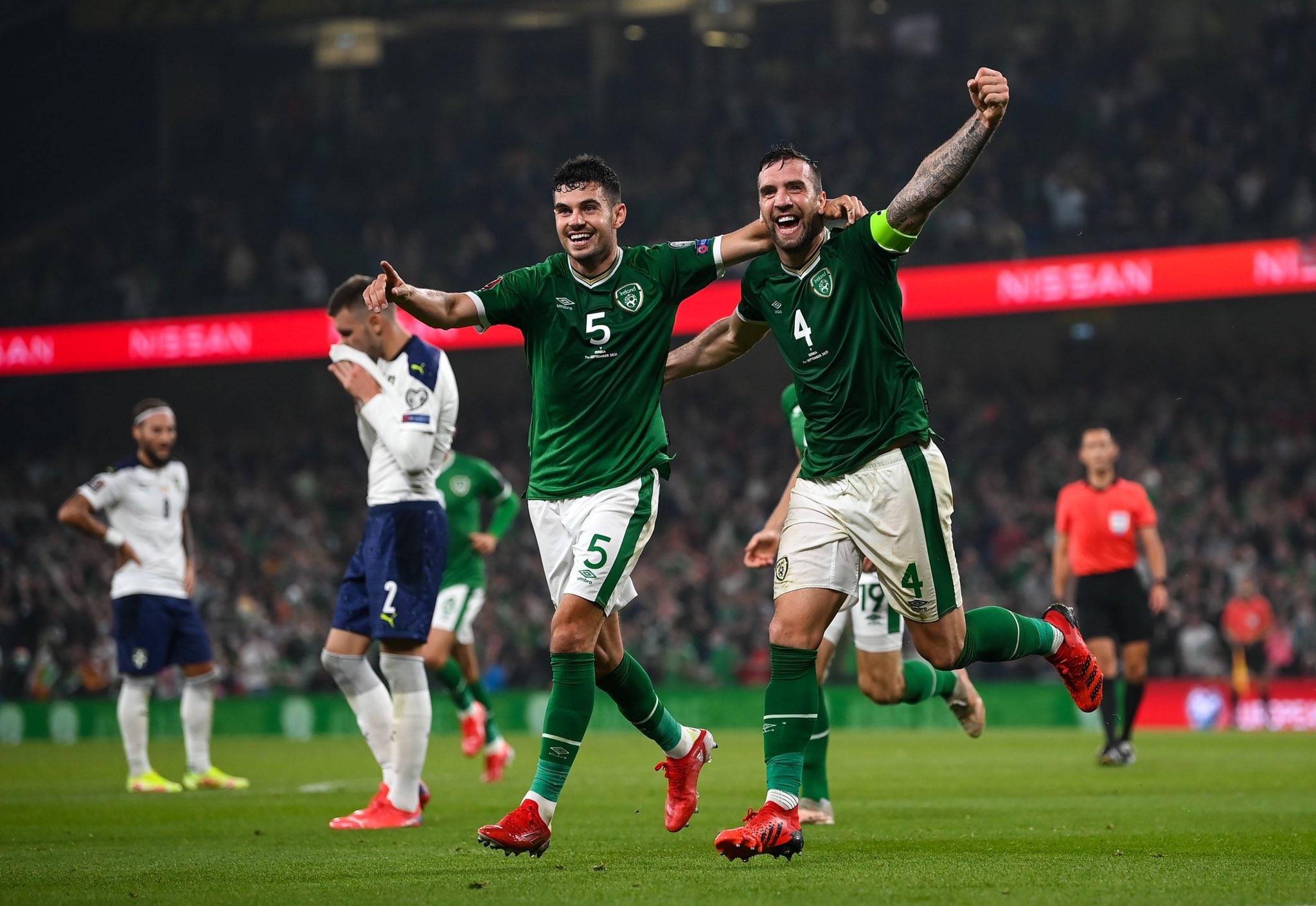 包含爱尔兰战胜劲旅，晋级不可阻挡的词条