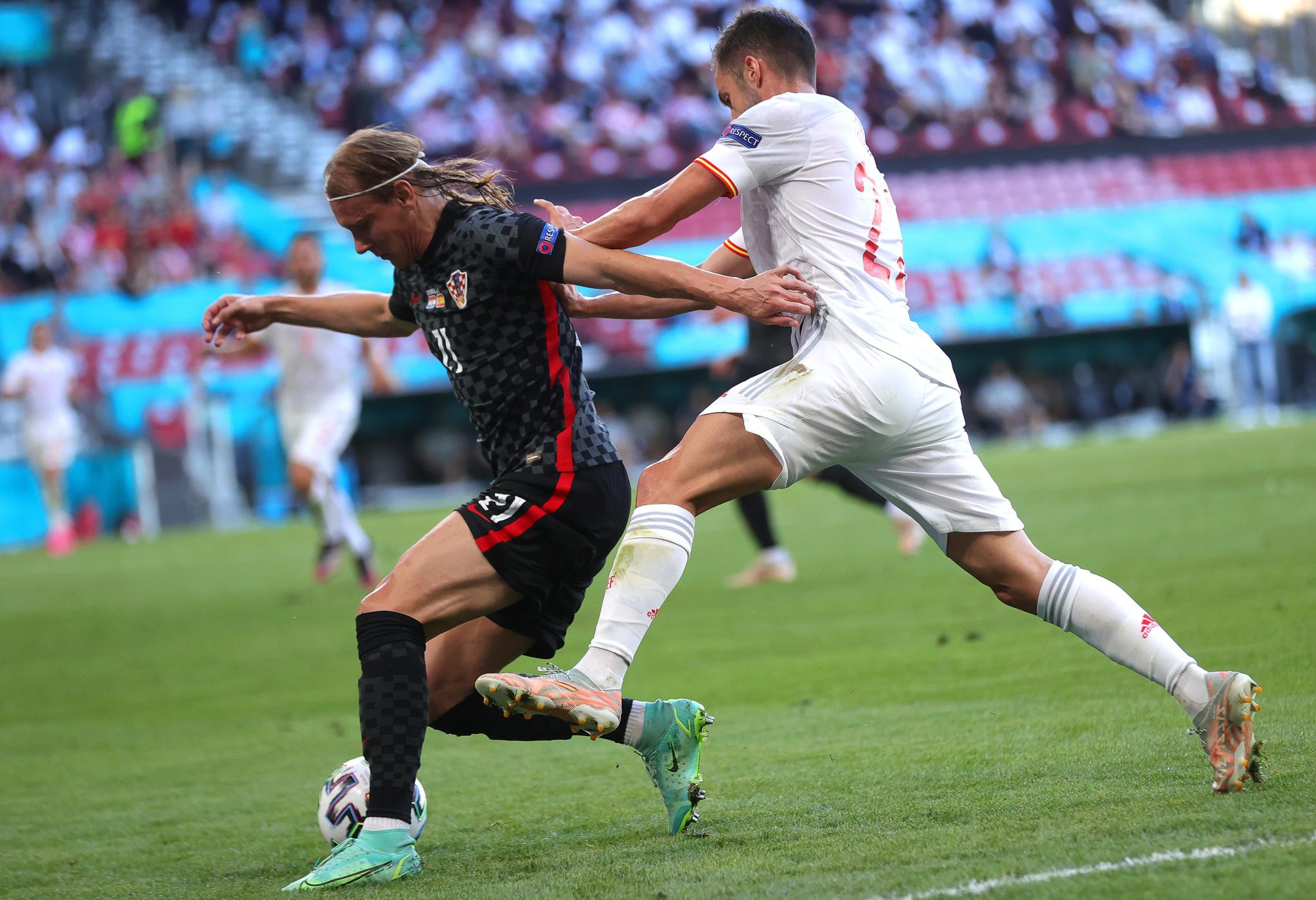 格陵兰队在欧锦赛预选赛中取得胜利，晋级实至名归的简单介绍