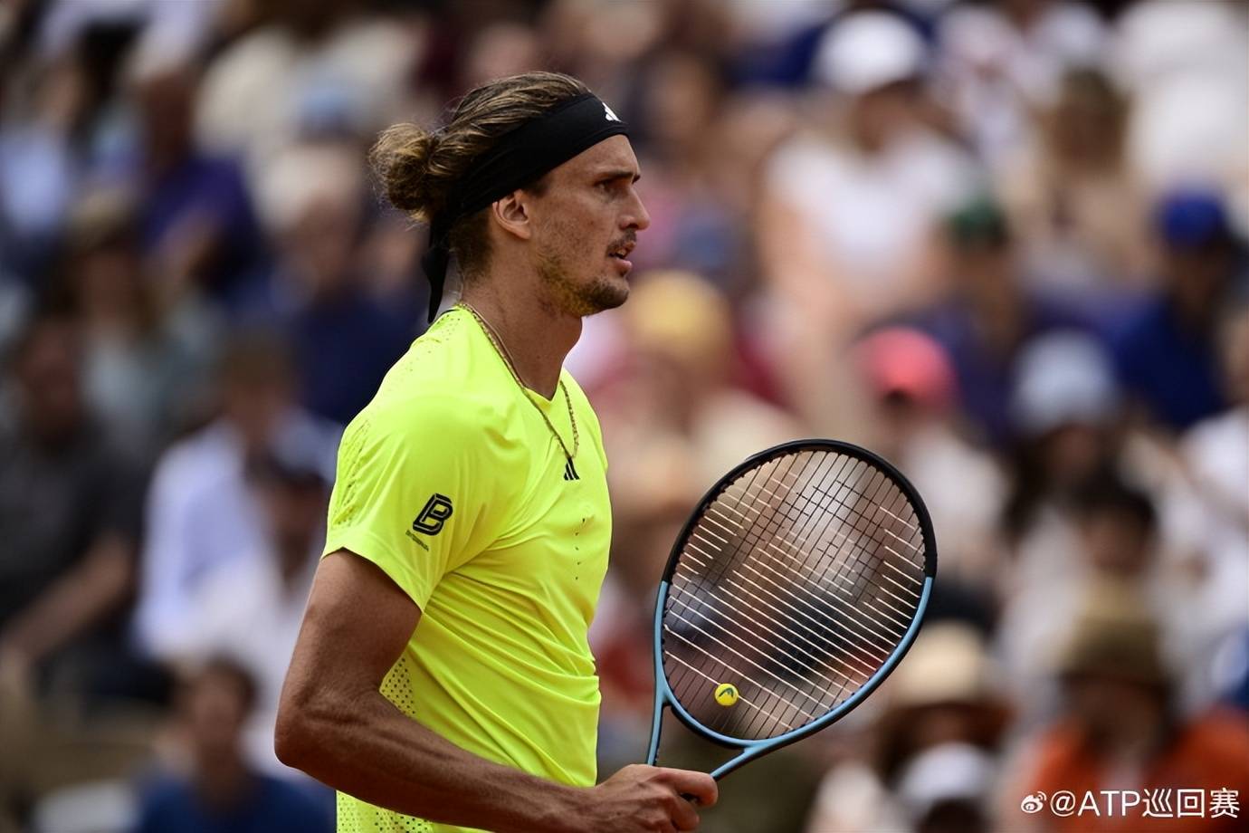 关于美网翻盘年终总决赛，兹维列夫统治全场的信息