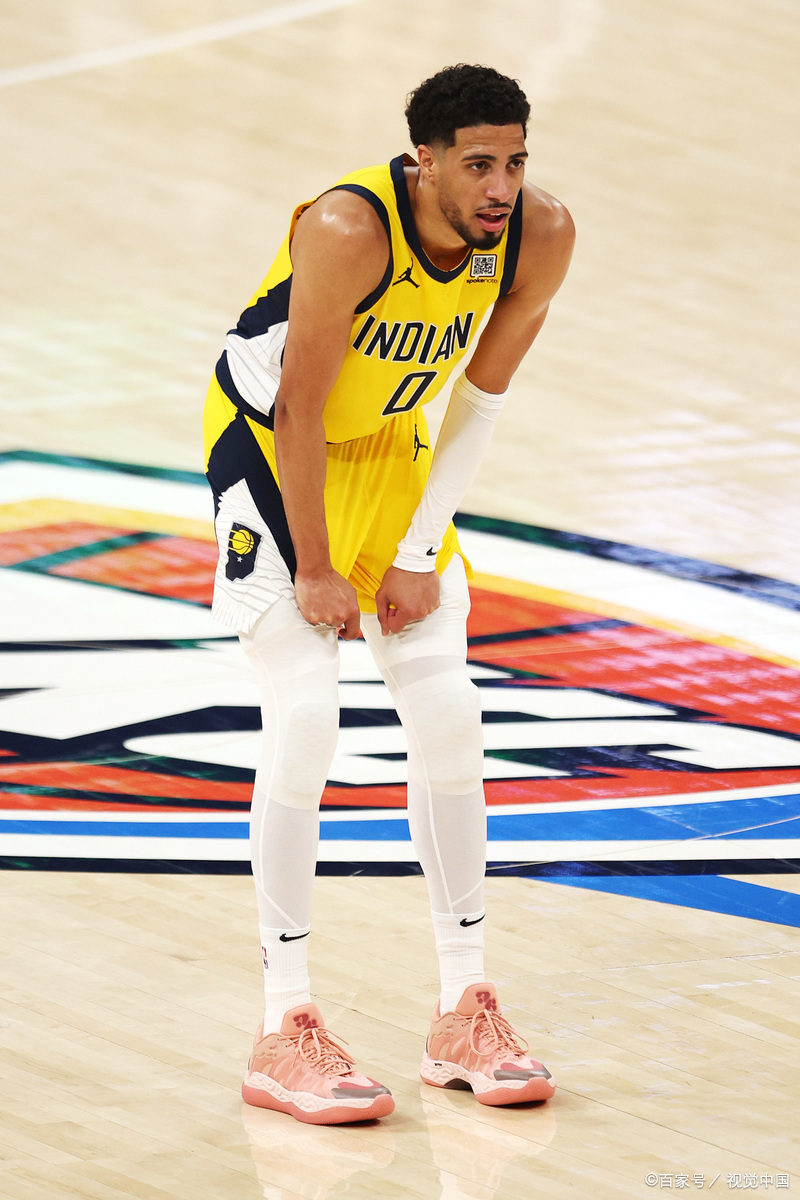 关于步行者绝杀尼克斯，范弗利特状态火热的信息