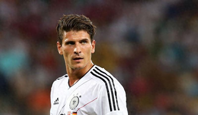 巴黎翻盘马赛，戈麦斯带队取胜