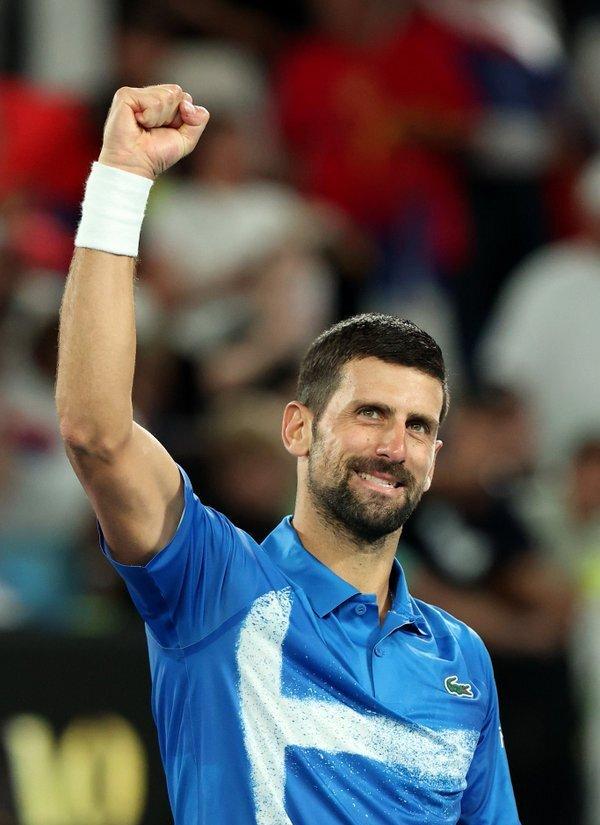 澳网鏖战拉沃尔杯，德约科维奇点燃赛场