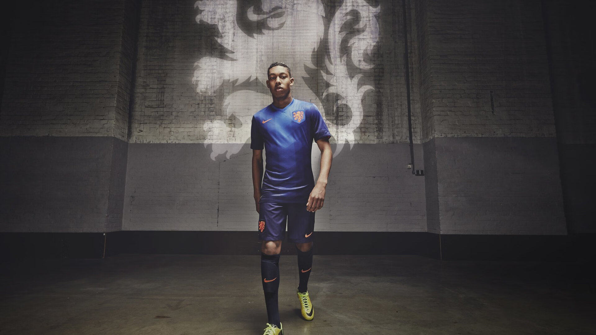 奥运周期关键战启示录,从AC米兰狂胜几内亚看体育战略的焦点战哲学