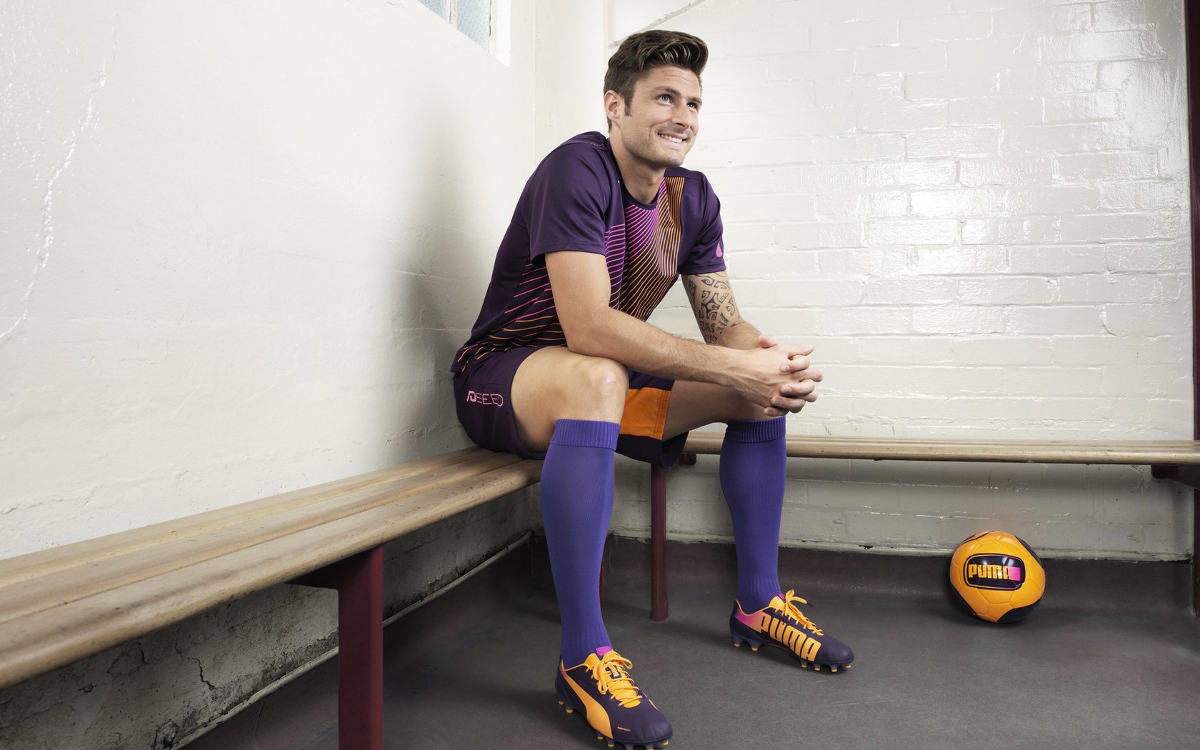 世界杯之夜，伊布带队取胜，传奇的最后一舞