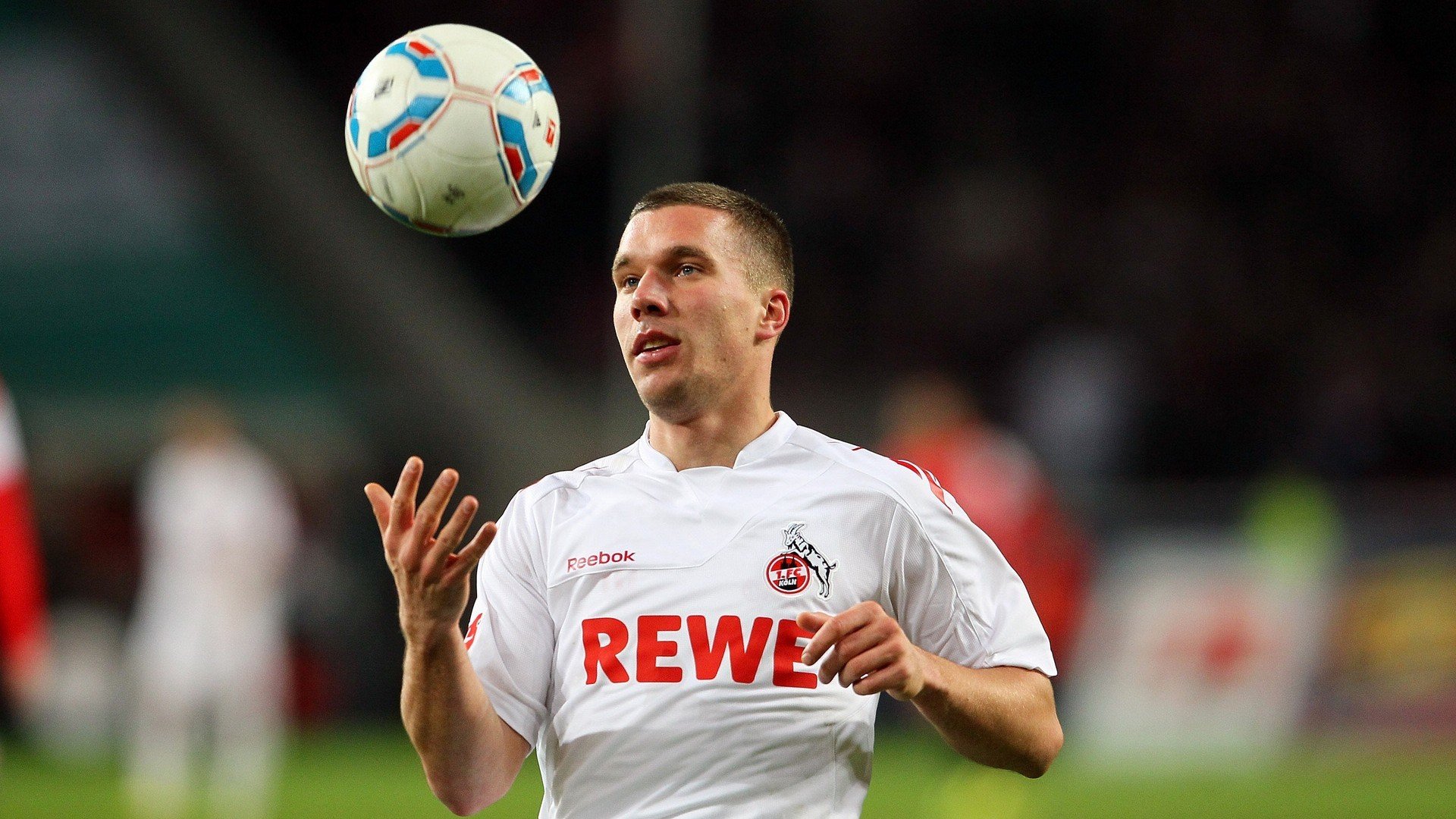 黄喜灿一剑封喉，利物浦主场饮恨—韩国尖刀让红军提前退场的夜晚