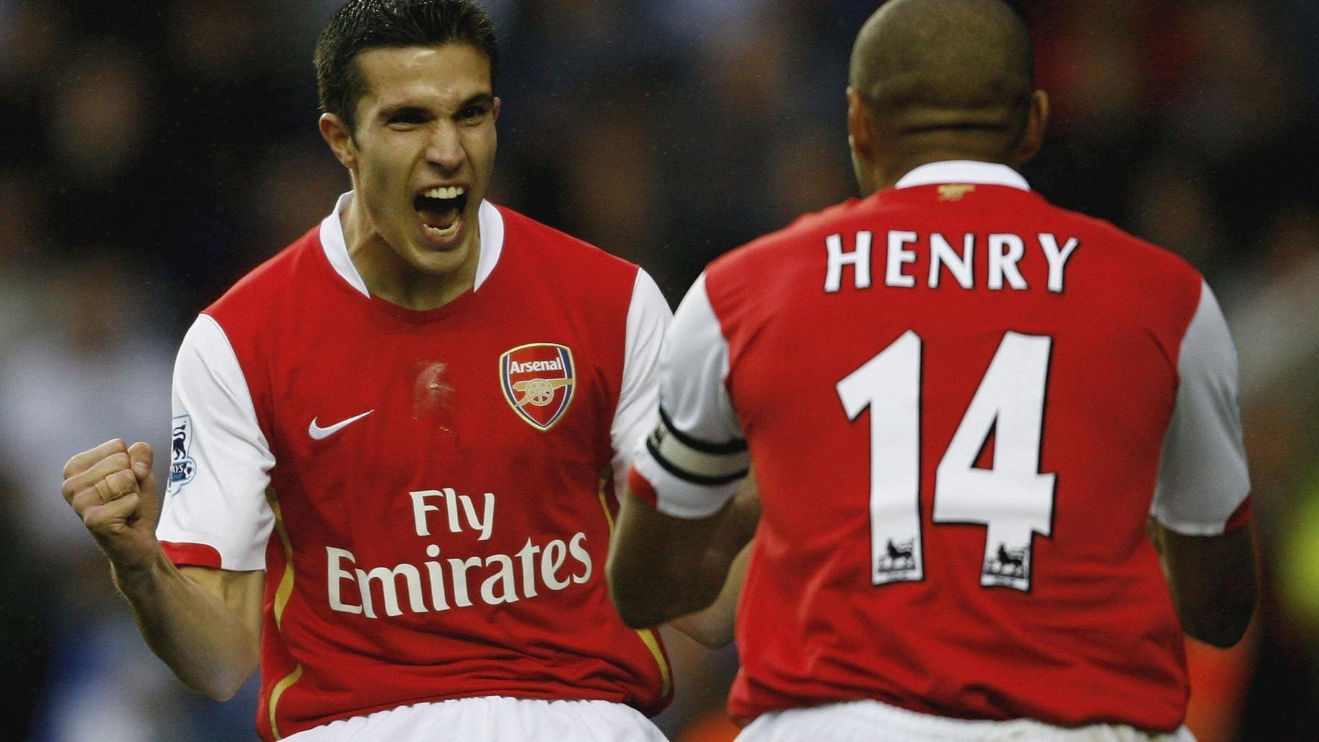 加勒比风暴席卷文艺复兴之都，阿圭罗关键一击，牙买加压制佛罗伦萨